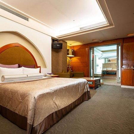 In-Stone Motel Taipei Extérieur photo