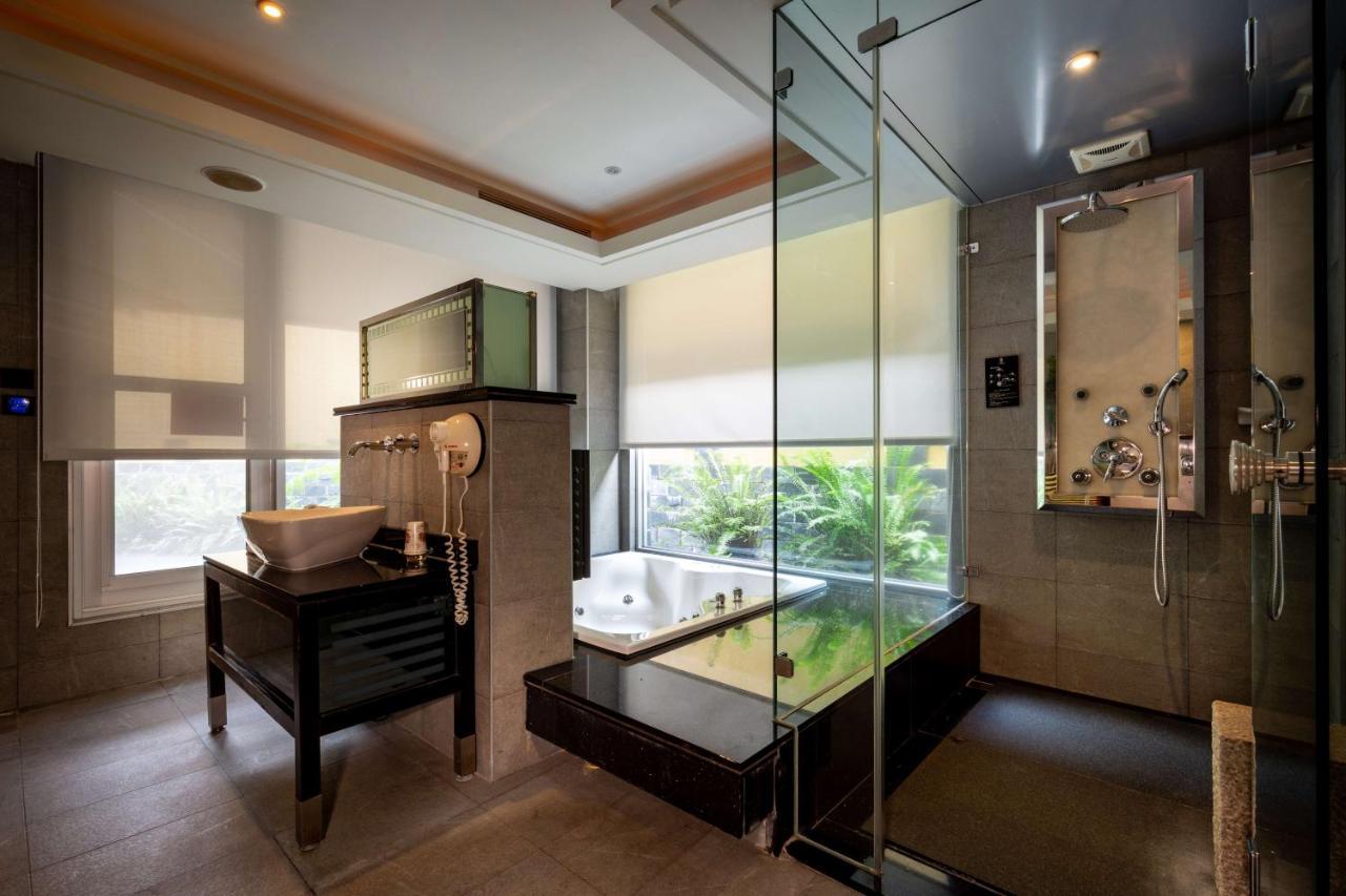 In-Stone Motel Taipei Extérieur photo