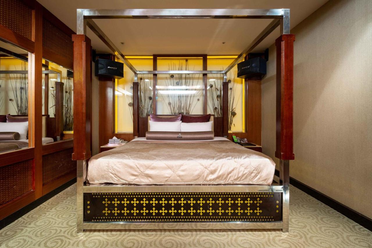 In-Stone Motel Taipei Extérieur photo