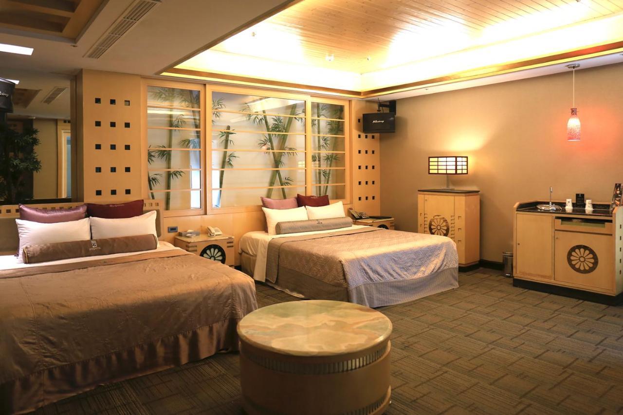 In-Stone Motel Taipei Extérieur photo