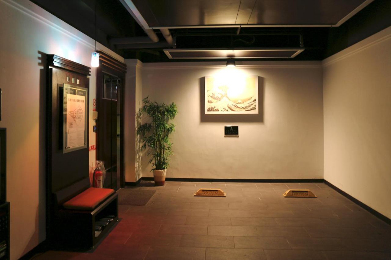 In-Stone Motel Taipei Extérieur photo