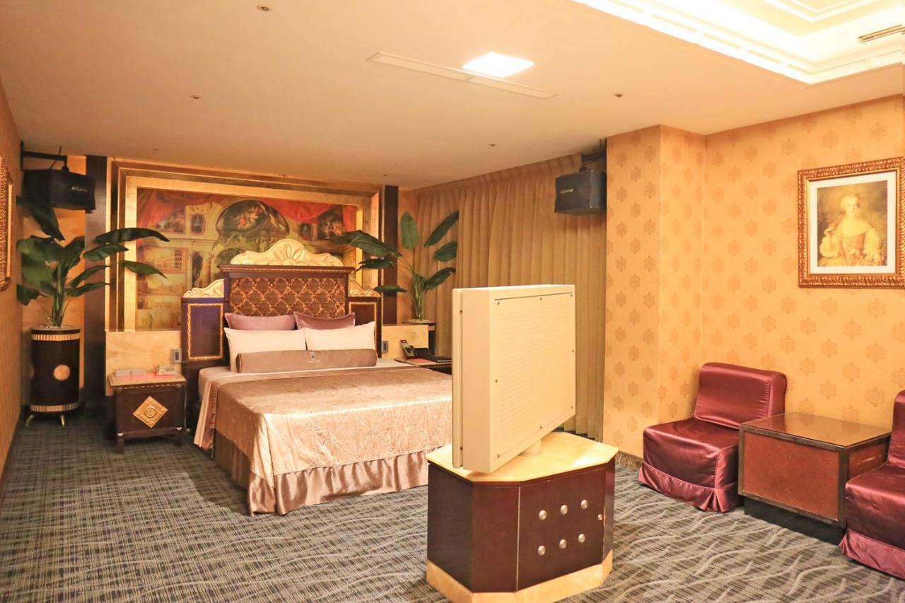 In-Stone Motel Taipei Extérieur photo