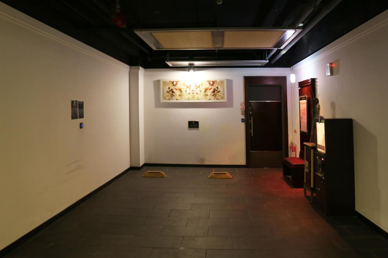 In-Stone Motel Taipei Extérieur photo