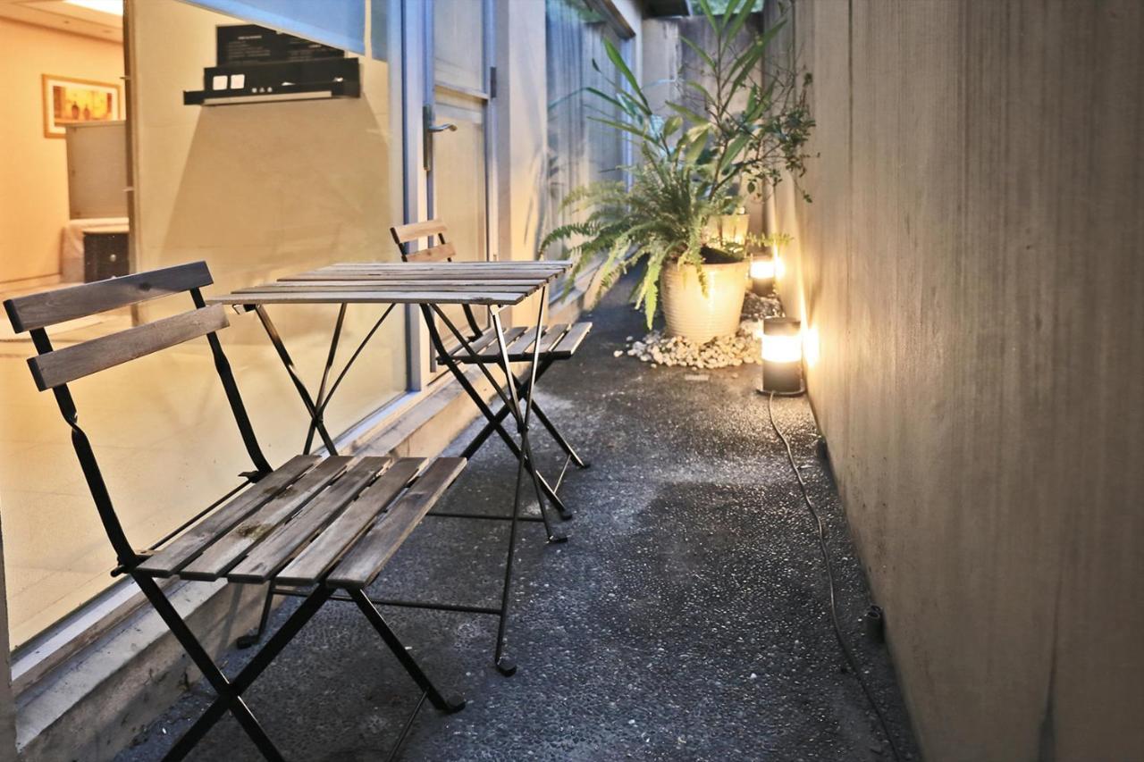 In-Stone Motel Taipei Extérieur photo