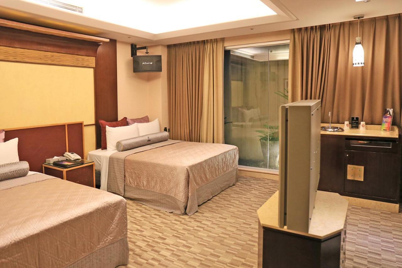 In-Stone Motel Taipei Extérieur photo