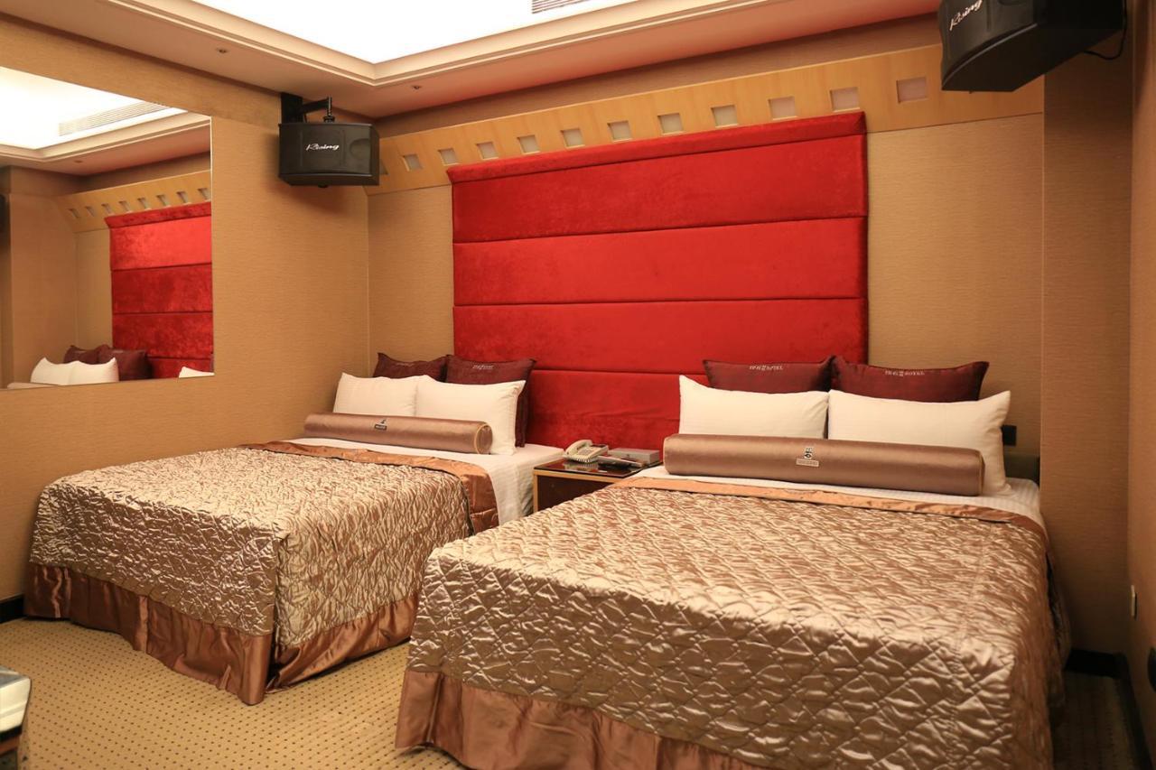 In-Stone Motel Taipei Extérieur photo