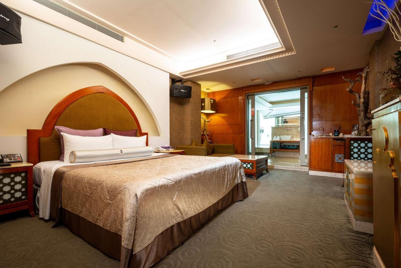 In-Stone Motel Taipei Extérieur photo